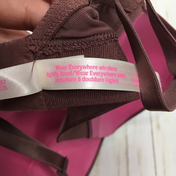 PINK Victoria Secret Wear Everywhere Wireless Bra - Picture 5 of 7